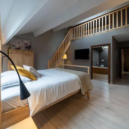 Modern In Ardennes With Terrace Semesterbostad Gedinne