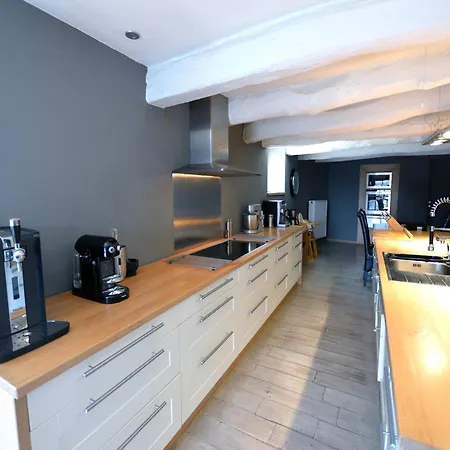 Сasa de vacaciones Historic Forest Haven Gedinne