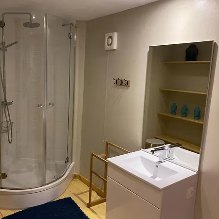 Semesterbostad Historic Forest Haven